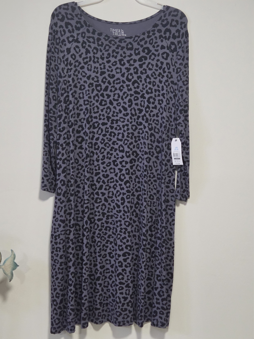 Time and Tru Dark Gray Leopard Print Long Sleeve Dress